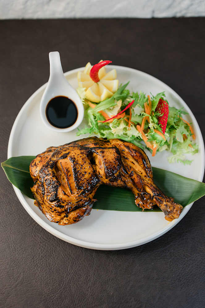 Neighborhood Filipino Restaurant Aurelia - 1