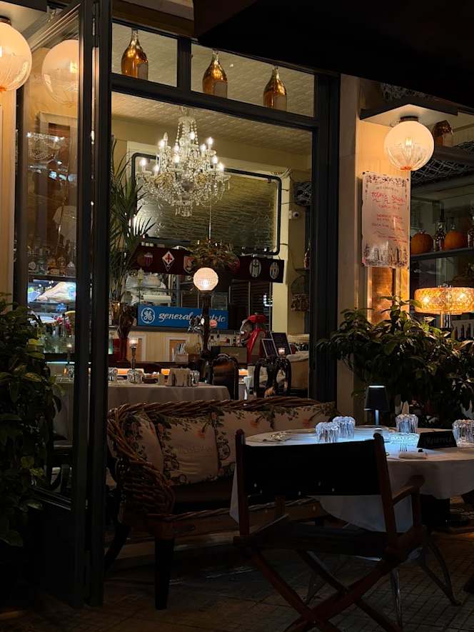 Sto Kentro Athens Eatery - 2
