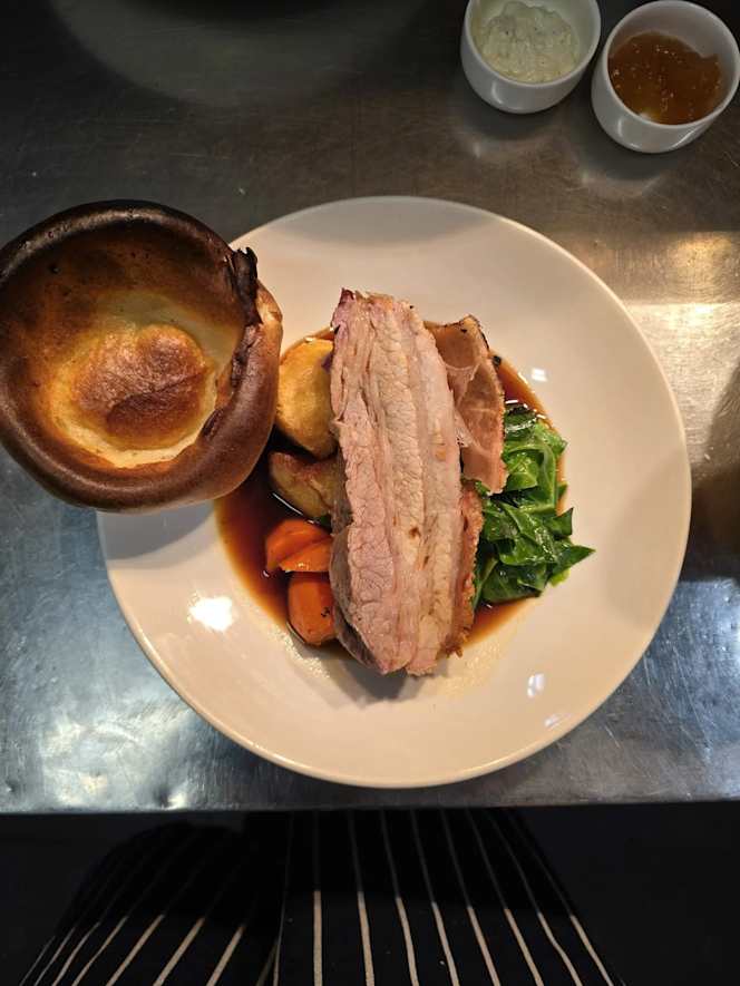 Joe's Brasserie - 4