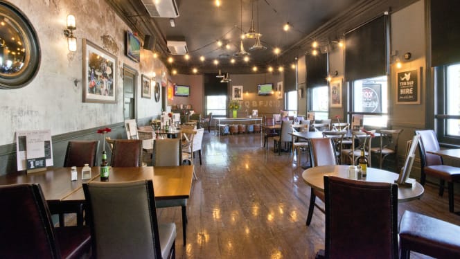 The Fox On The Green - 5