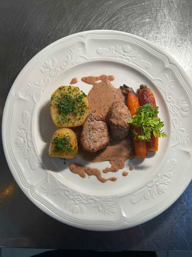 Restaurant Le Bourgogne - 2