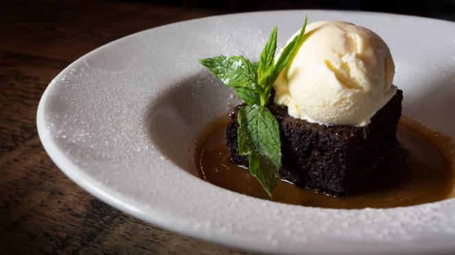 Hinnies Restaurant - 4