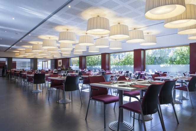 La Fonda - Hotel Món Sant Benet - 4