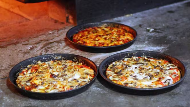 Antica Pizzeria De'Bacci - 9