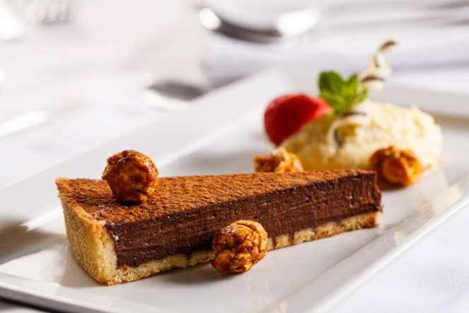 Mercure Livingston Bar and Restaurant - 5