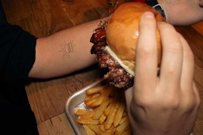 Pink Buda Burger - 5