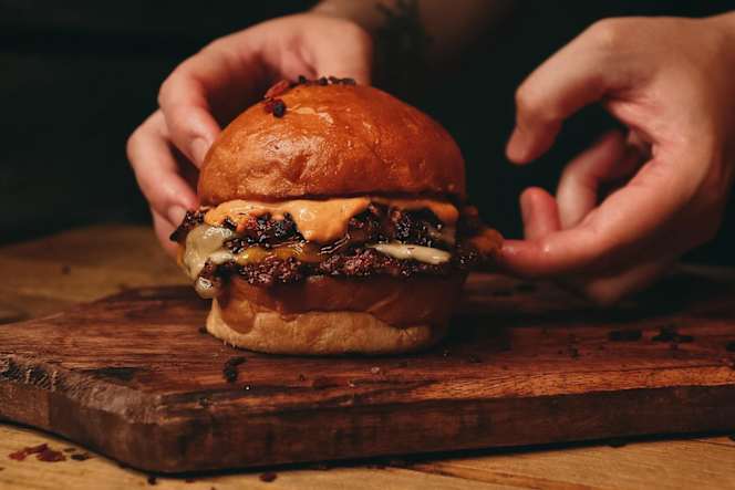 Pink Buda Burger - 6