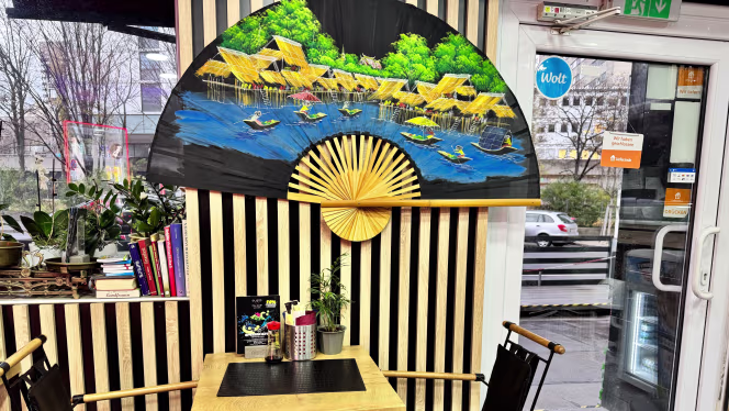 Sushi Palace 1090 - 2