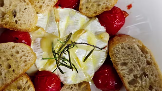 Frilly Pig Bistro - Blackpool - 6