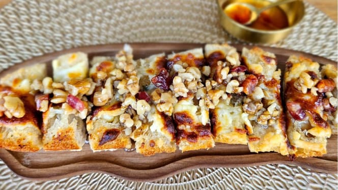 Frilly Pig Bistro - Blackpool - 9