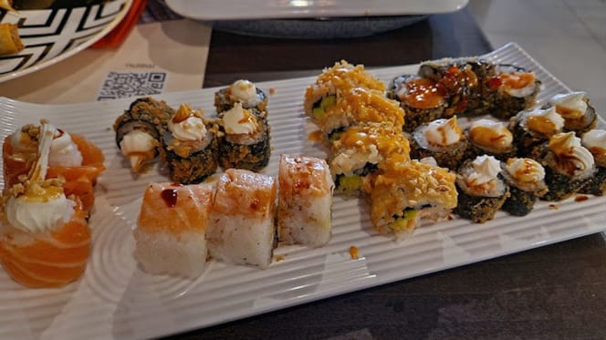 Yummy Restaurante Chinese and Sushi - 3