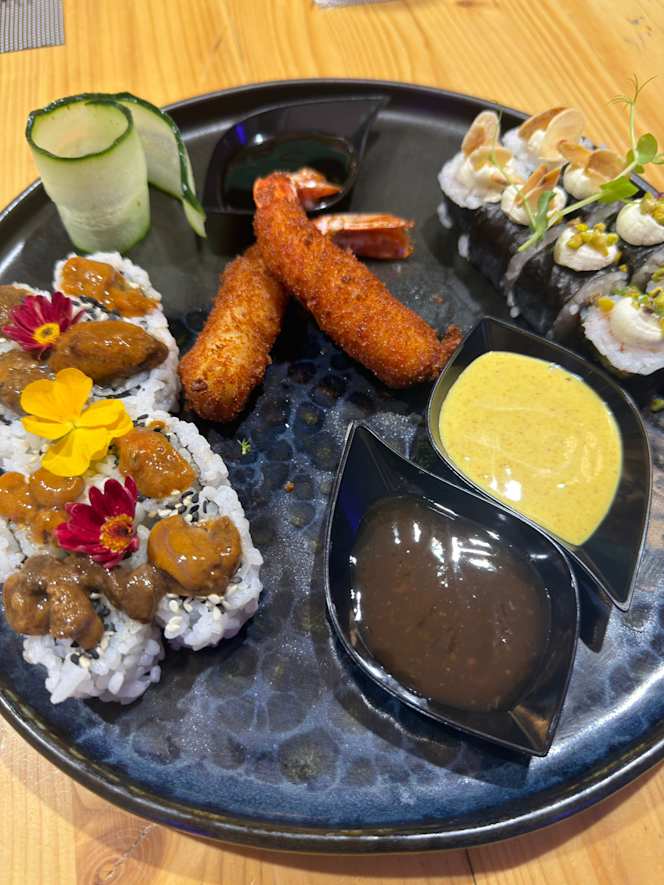 Habitat Restaurant & Lounge - 6