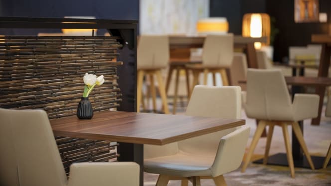 The Gate Restaurant & Bar - 7