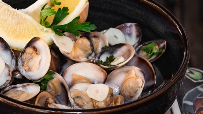 MUST Food & Wine - 2