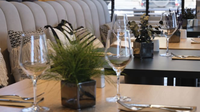 Luz de LÚA Bar & Restaurant - 9