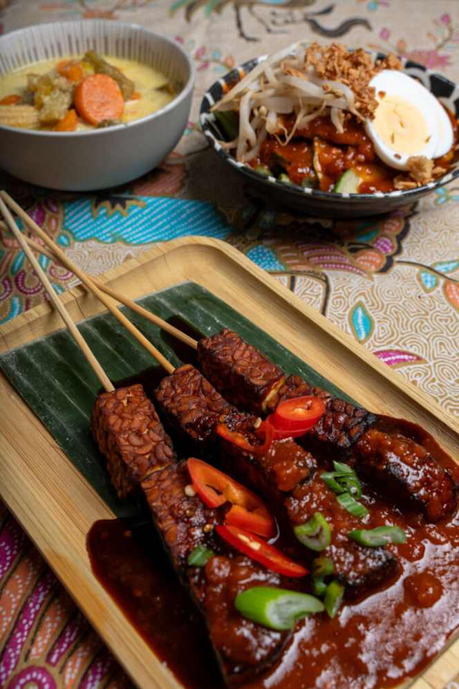 Senang Makan - 2
