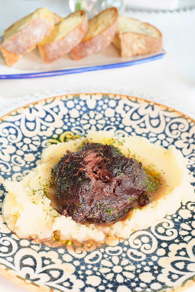 Executive Lounge Restaurant - 5