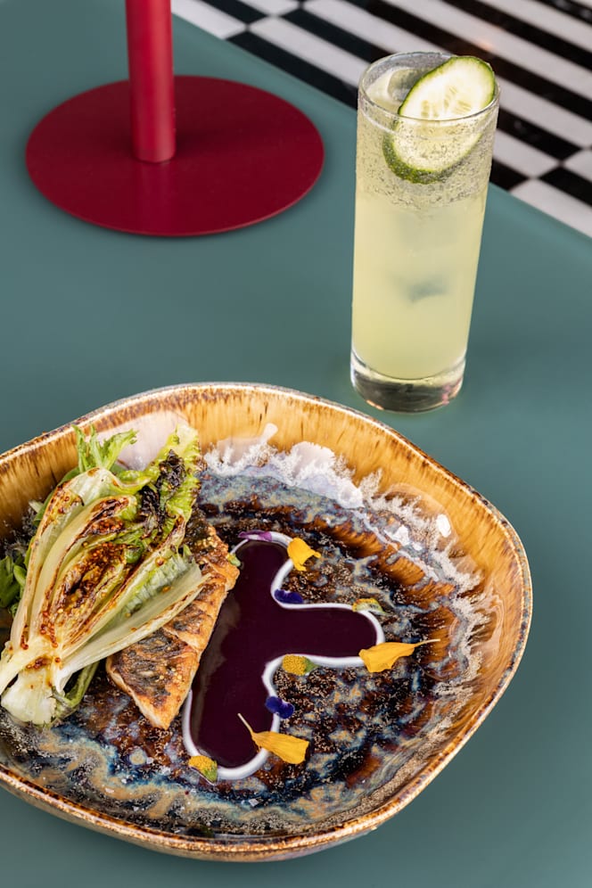 Over - Rooftop, Restaurant Mixology and Sushi - 7