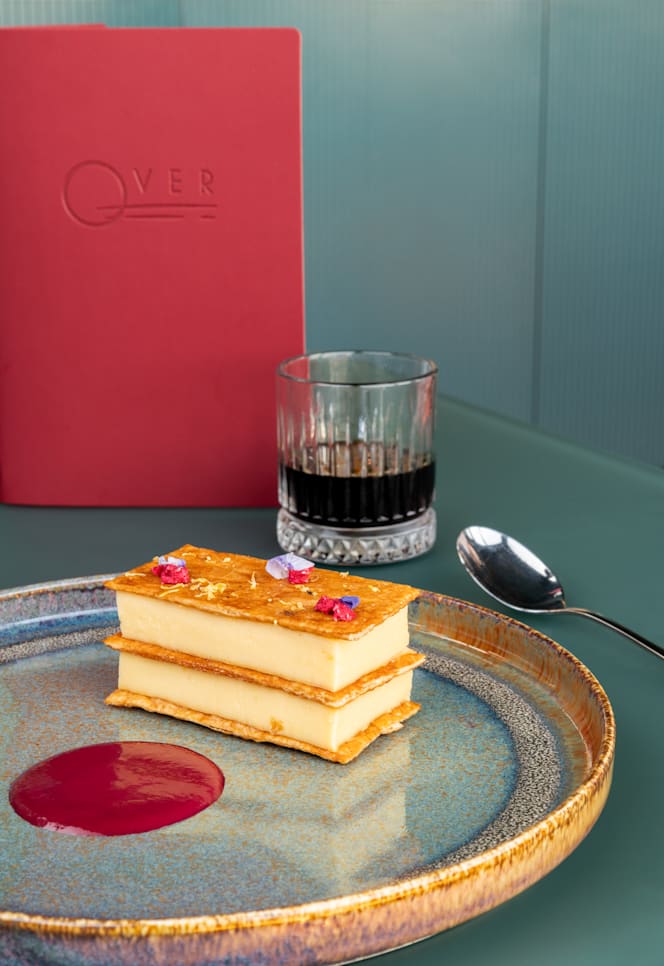 Over - Rooftop, Restaurant Mixology and Sushi - 8