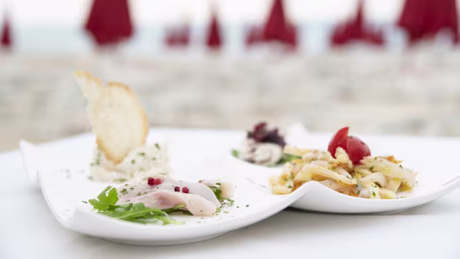 Beluga Beach Restaurant - 1