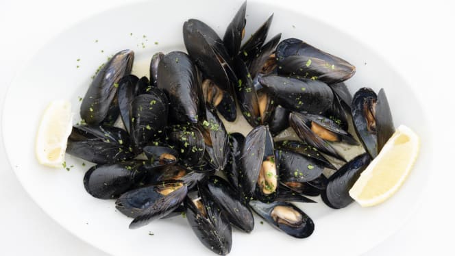 Beluga Beach Restaurant - 3