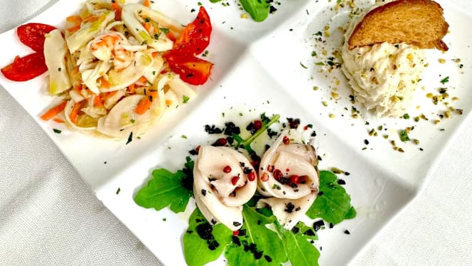 Beluga Beach Restaurant - 7