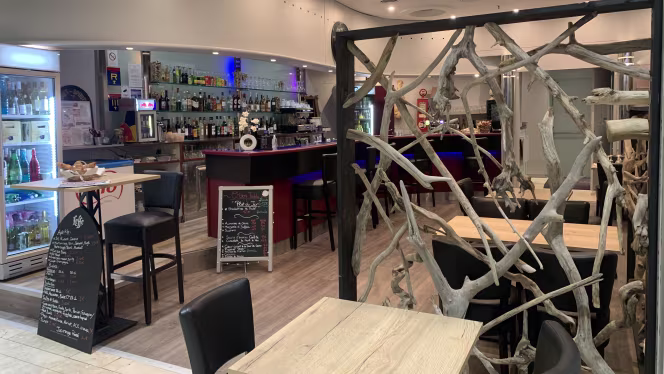 Brasserie O Very Table Auchan Saint Loup - 3