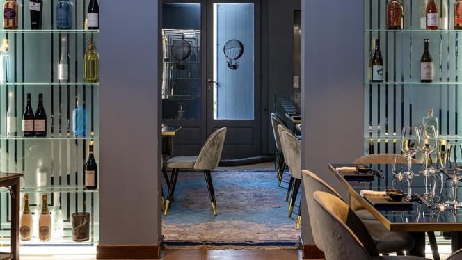 LivingStone Restaurant - 7