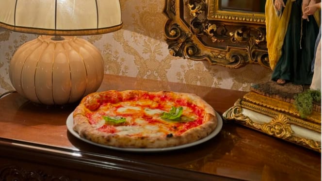 Antica Pizzeria Chiaia - 9