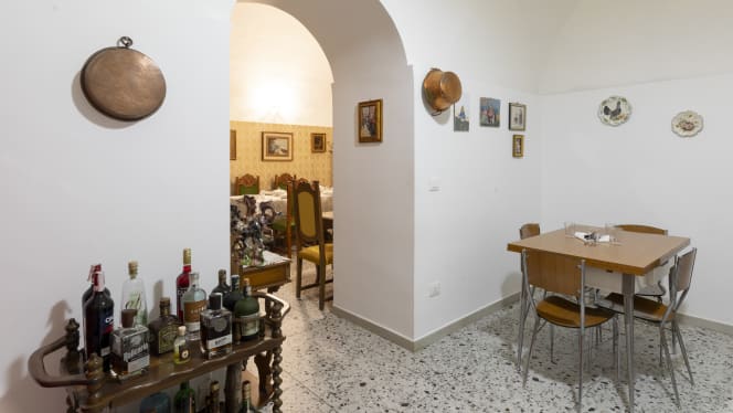 Antica Pizzeria Chiaia - 7