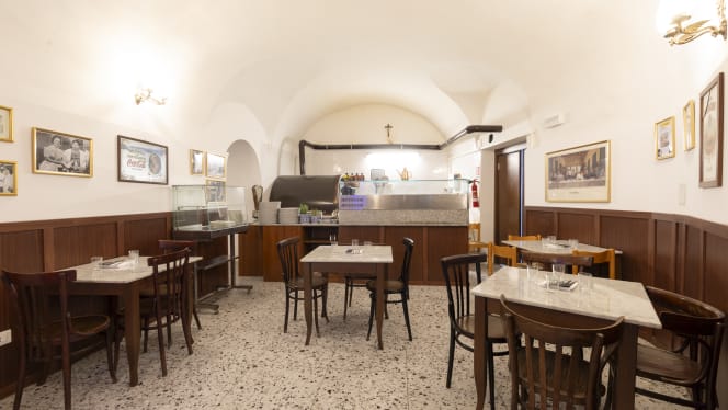 Antica Pizzeria Chiaia - 3