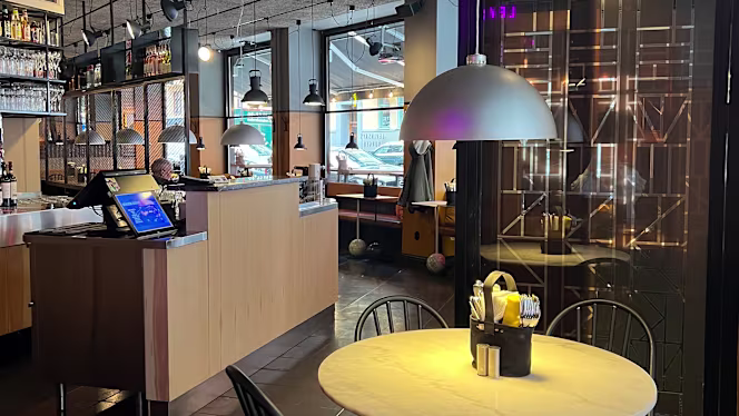 Levinsky's Burger - 5