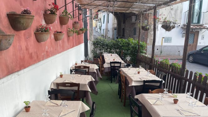 La piazzetta ristorante pizzeria - 9