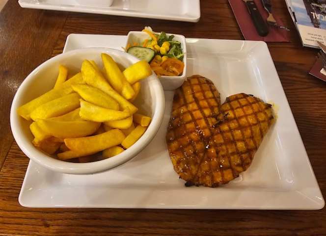 Crystal Restaurant - 6