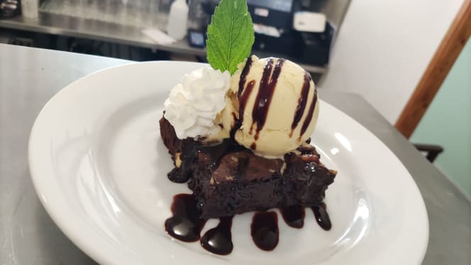 Lido Grill by Cow and Bell - 1