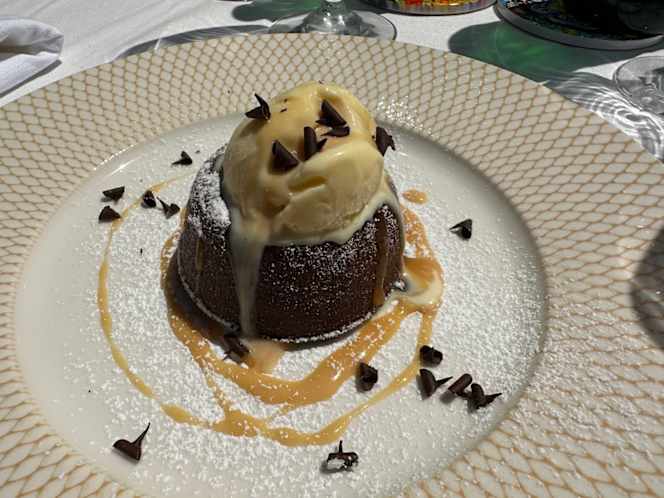 RAIS Mediterranean Restaurant - 2