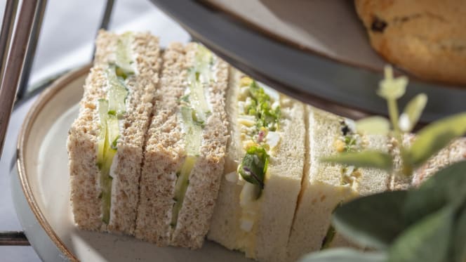 Afternoon Tea at Oxford Belfry - 3