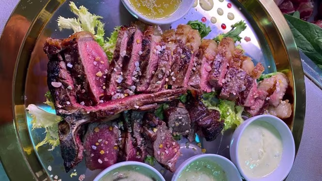 MaMa Restaurant & Steakhouse - 0