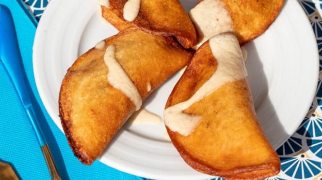 Restaurant Grec & Végétarien - C'est Bon - 6