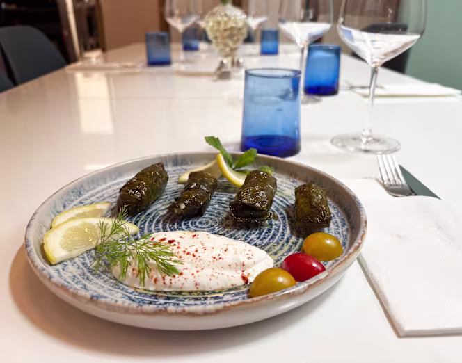 Hibou Bistro Grec - 3