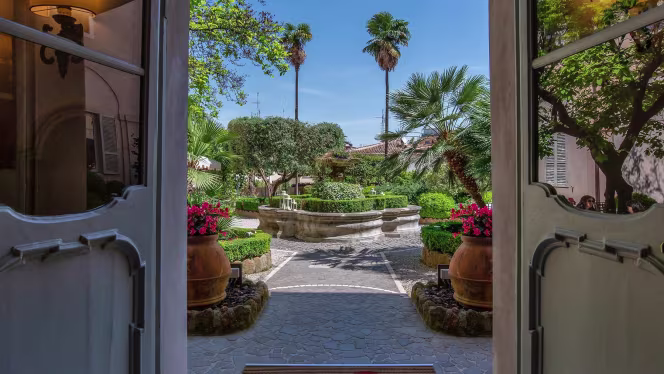 The Garden Bar Bistrot - 2