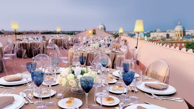 The Garden Bar Bistrot - 5