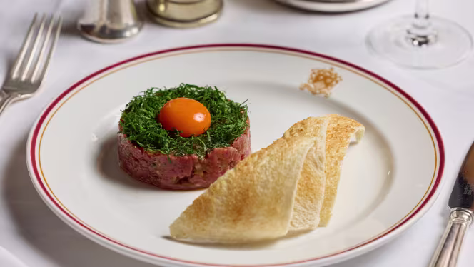 Durrants Hotel Dining Room - 8