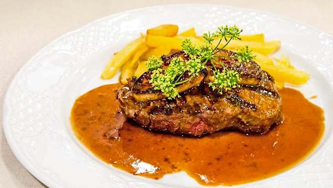 El Jamón y El Churrasco - 9