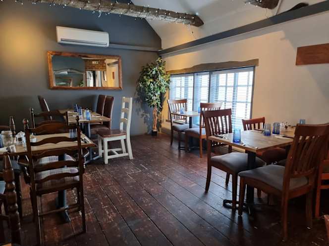 The Artisan Bar & Grill - 0