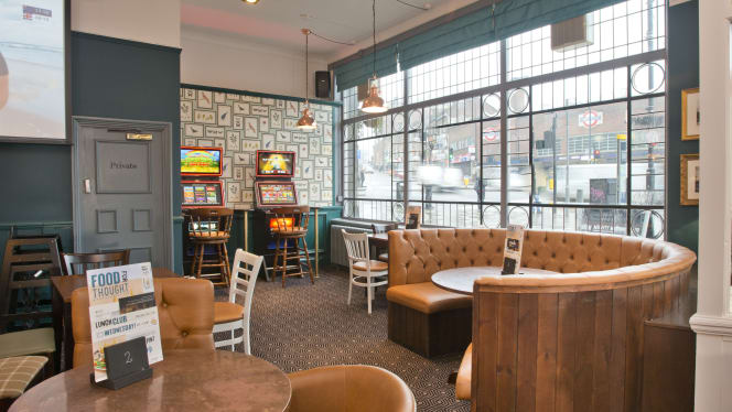 The Nag's Head Wood Green - 3