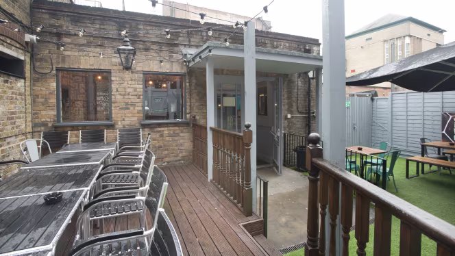 The Nag's Head Wood Green - 2