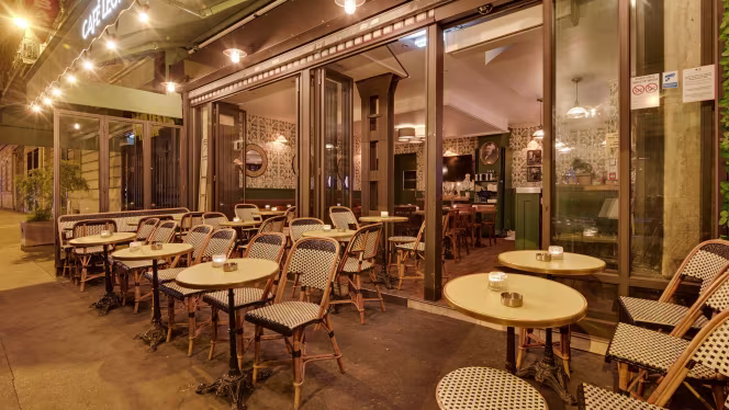 Café Léon - 8