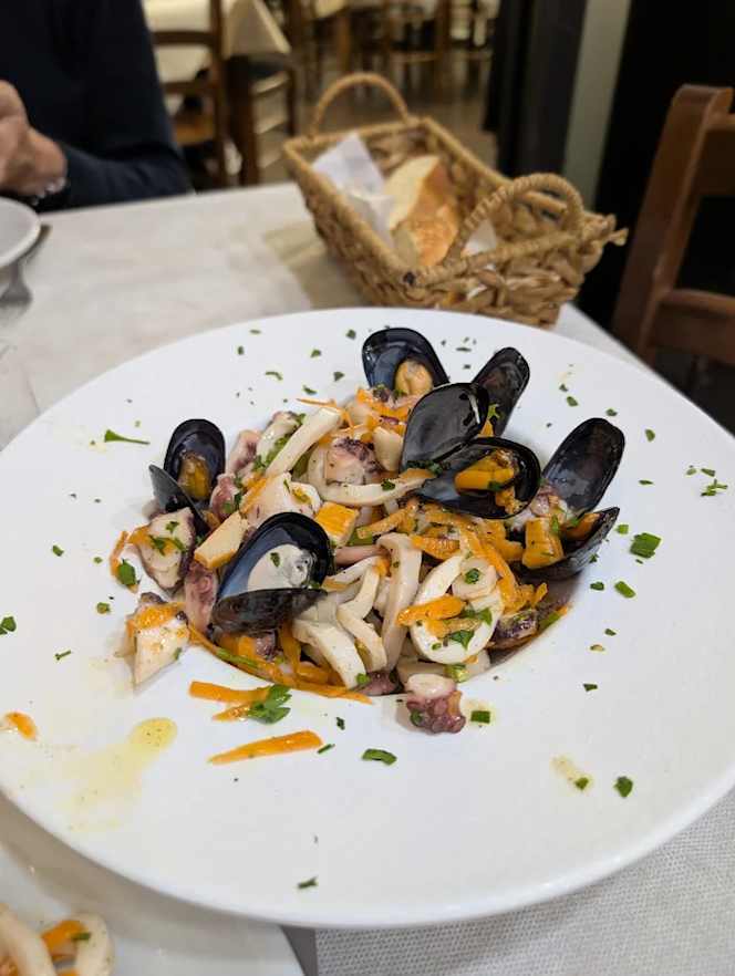 Cosi Ri Capricciu isola delle femmine - 0