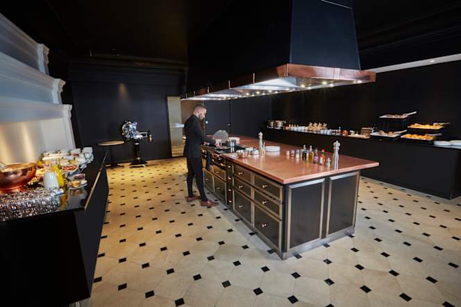 L’Apothèque Bar - La Licorne Hotel&Spa - 1